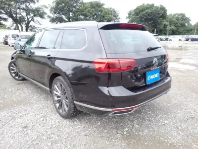 Volkswagen PASSAT VARIANT
