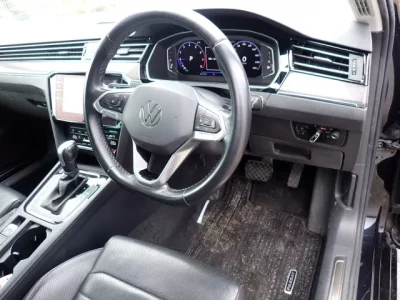 Volkswagen PASSAT VARIANT