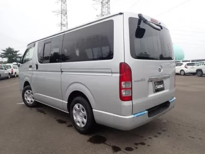 Toyota REGIUS ACE VAN