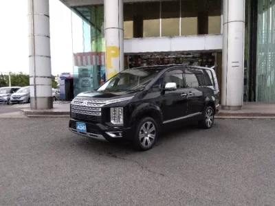 Mitsubishi DELICA D5