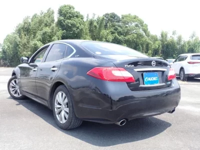 Nissan FUGA