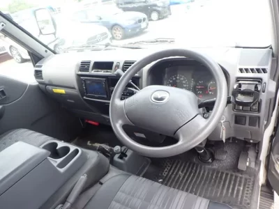 Mazda BONGO VAN