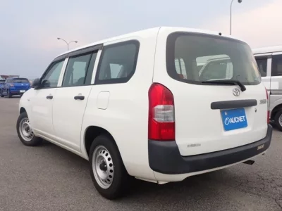 Toyota SUCCEED