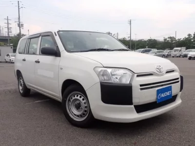 Toyota SUCCEED