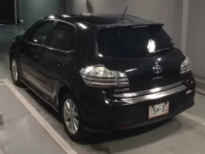 Toyota BLADE