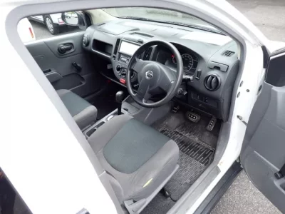Nissan AD
