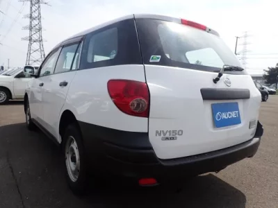 Nissan AD