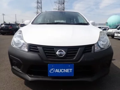 Nissan AD