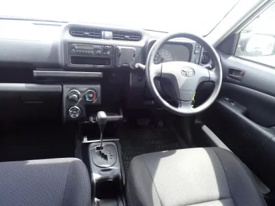 Toyota SUCCEED