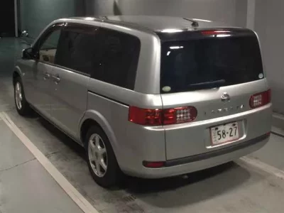 Nissan LAFESTA