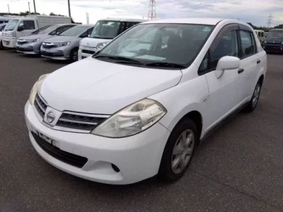 Nissan TIIDA LATIO