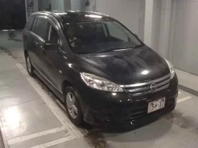 Nissan LAFESTA
