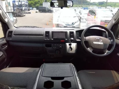 Toyota REGIUS ACE VAN