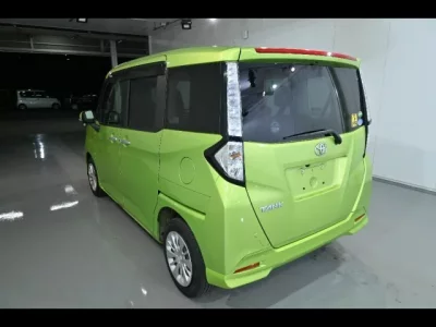Toyota TANK