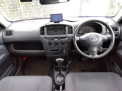 Toyota SUCCEED