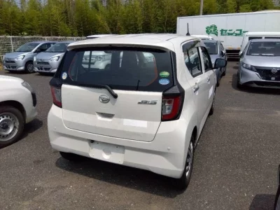 Daihatsu MIRA E S