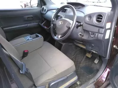 Toyota BB