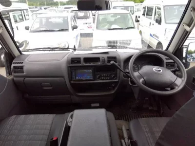 Mazda BONGO VAN