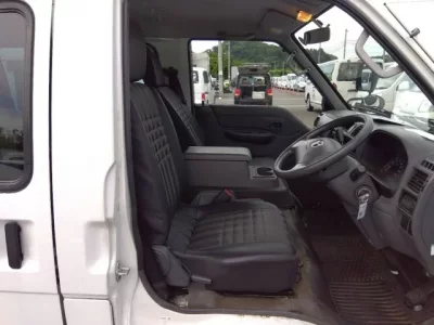 Mazda BONGO VAN