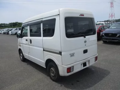 Nissan CLIPPER VAN