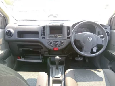 Nissan AD