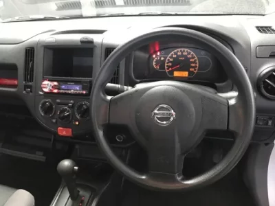 Nissan AD