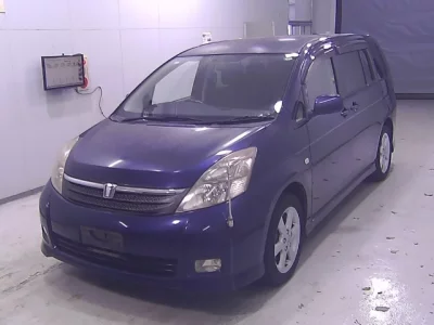 Toyota ISIS