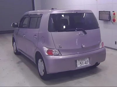 Toyota BB