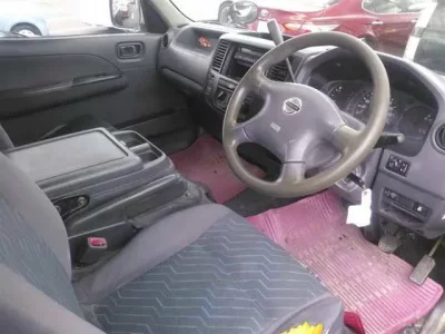 Nissan CARAVAN VAN