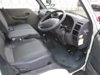Mitsubishi DELICA