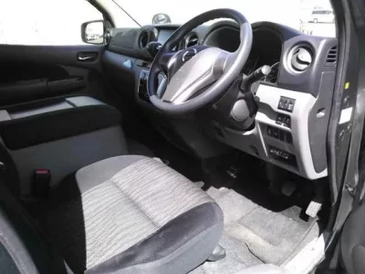 Nissan CARAVAN VAN
