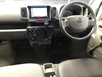 Nissan CLIPPER VAN