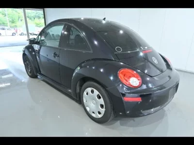 Volkswagen NEW BEETLE
