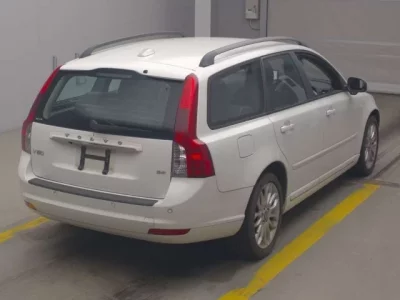 Volvo V50