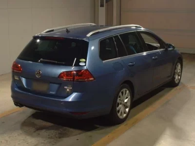 Volkswagen GOLF VARIANT