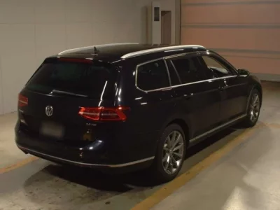 Volkswagen PASSAT VARIANT