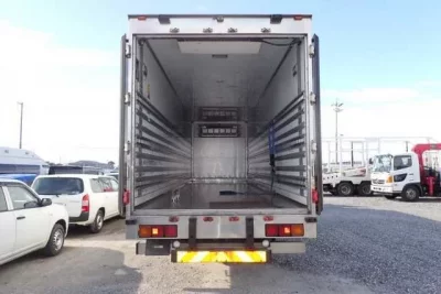 Isuzu GIGA