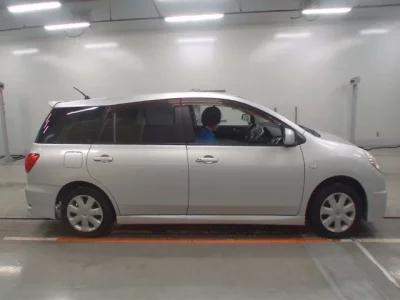 Nissan WINGROAD