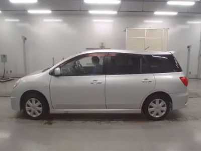 Nissan WINGROAD