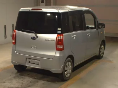 Subaru LUCRA