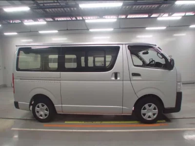 Toyota REGIUS ACE VAN
