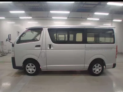 Toyota REGIUS ACE VAN