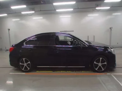 Subaru LEGACY B4