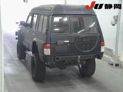Nissan SAFARI