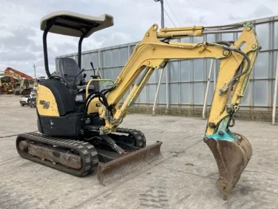YANMAR VIO20-3