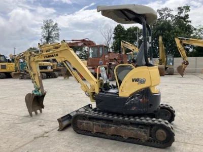 YANMAR VIO20-3