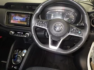 Nissan KIX