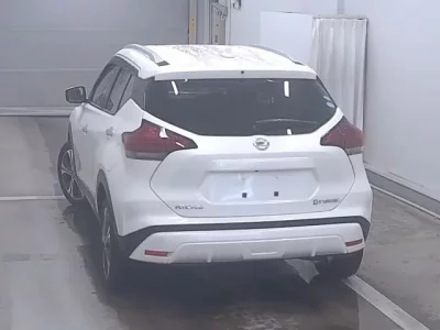 Nissan KIX