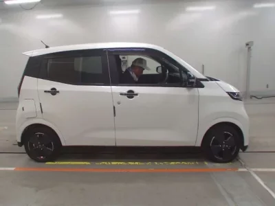 Nissan SAKURA