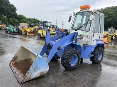 HITACHI LX20-7